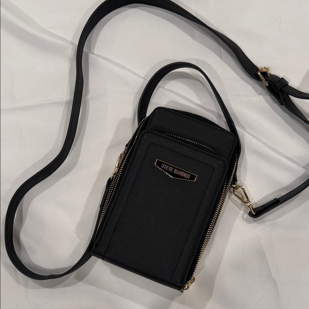 Steve Madden Black Mini Crossbody with Gold Details - Picture 1 of 3